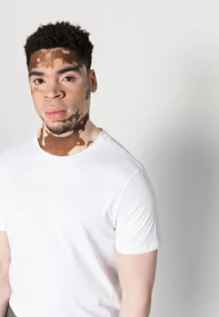 Pier One 10 Pack - Basic T-Shirt - White/Black -JELLYCAT SALES 20c7d5f73fe449b7b6c0eb7a99388079 scaled