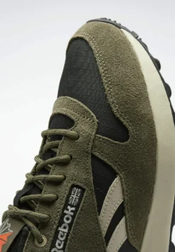 Reebok Classic Classic Leather Unisex - Trainers - Core Black Army Green Stucco -JELLYCAT SALES 2fa85a6100fe45b19b1066e328ff38d5 scaled
