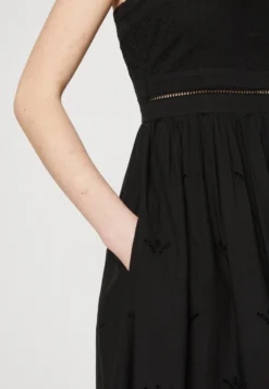 AllSaints Whitley Broderie Dress - Day Dress - Black 11 AllSaints Whitley Broderie Dress - Day Dress - Black -JELLYCAT SALES 3236a8af2d324be39464c27e36804718 scaled