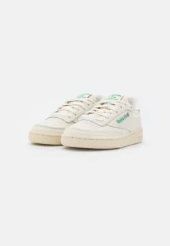 Reebok Classic Club C 85 Vintage - Trainers - Chalk/Alabaster/Glen Green -JELLYCAT SALES 3e415ac24fbb4f418fd7da2ea55964c6 scaled