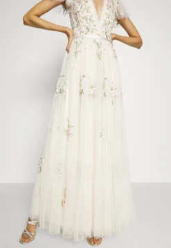 Needle & Thread Exclusive Petunia Cap Sleeve Gown - Occasion Wear - Cream 12 Needle & Thread Exclusive Petunia Cap Sleeve Gown - Occasion Wear - Cream -JELLYCAT SALES 48251413709c4779aed8d6e00e6d19b0 scaled