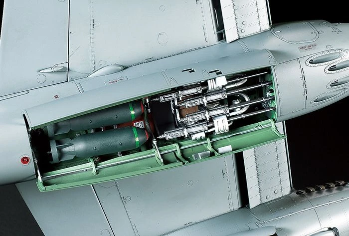 Tamiya 1/32 De Havilland Mosquito FB Mk.VI 4 Tamiya 1/32 De Havilland Mosquito FB Mk.VI - Image 4