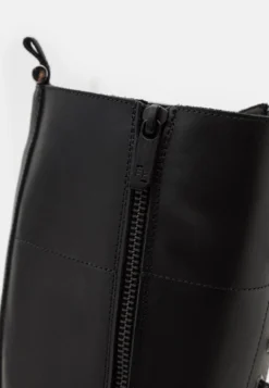 Filling Pieces Jenn Zion Unisex - Platform Boots 11 Filling Pieces Jenn Zion Unisex - Platform Boots -JELLYCAT SALES 6b08c20afce4436680ae9a91380fbdc1 scaled