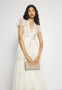 Needle & Thread Exclusive Petunia Cap Sleeve Gown - Occasion Wear - Cream 13 Needle & Thread Exclusive Petunia Cap Sleeve Gown - Occasion Wear - Cream -JELLYCAT SALES 8f1fe1c6a9db4476bdff8be7898ca023 scaled