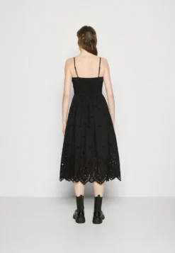 AllSaints Whitley Broderie Dress - Day Dress - Black 8 AllSaints Whitley Broderie Dress - Day Dress - Black -JELLYCAT SALES daf1d4e0e958434fba340f7b60f61a17 scaled