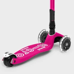 Maxi Micro Deluxe Foldable LED Light Up Scooter -JELLYCAT SALES k140d473eb54cae90e1fbd2f246bbd9f8 scaled